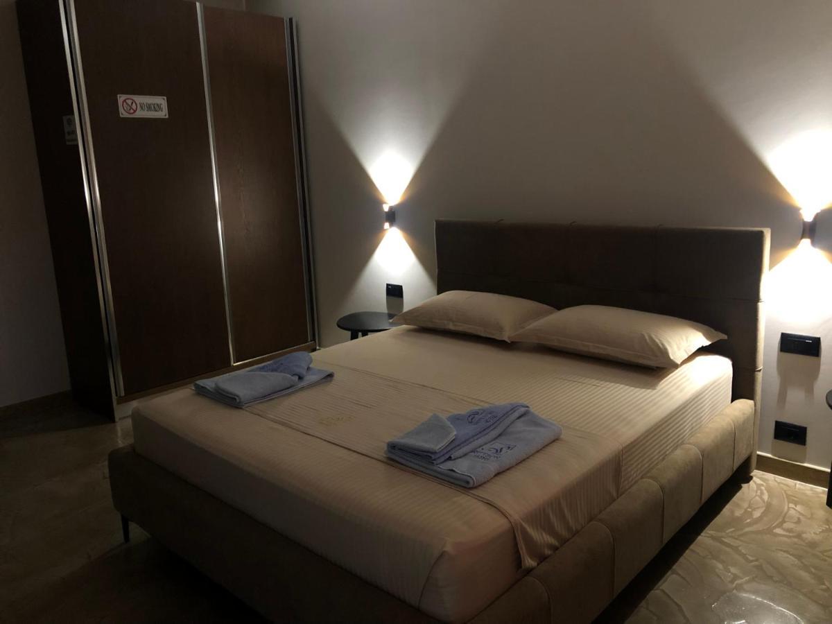 Ritson Hotel Vlorë 外观 照片