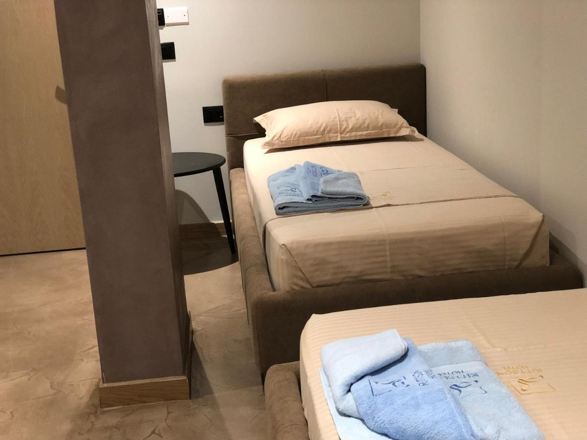 Ritson Hotel Vlorë 外观 照片