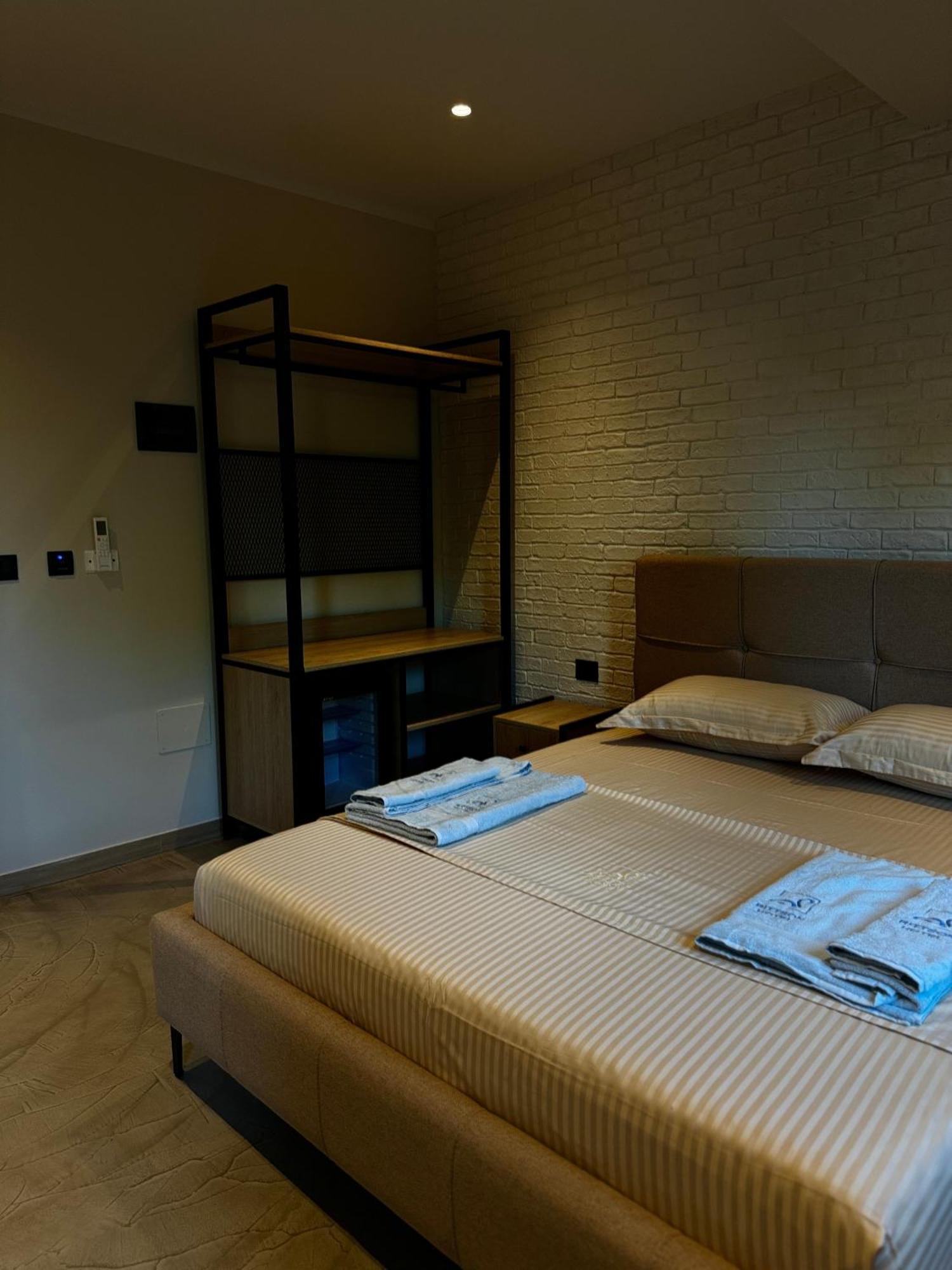 Ritson Hotel Vlorë 外观 照片